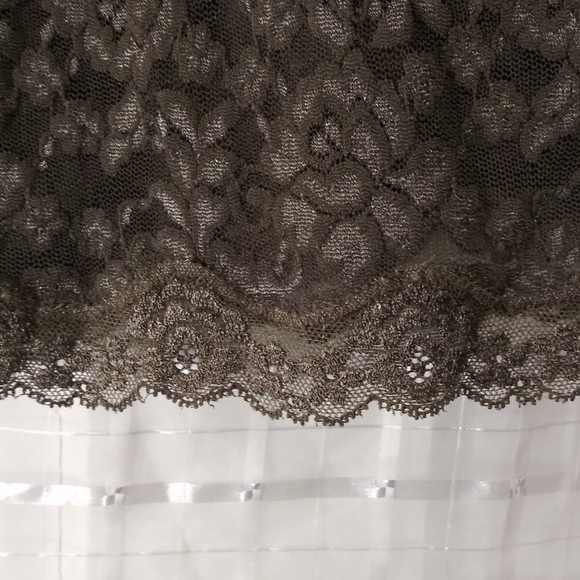 Victorias Secret Long Sleeve Green Lace Top Medium - Picture 4 of 4